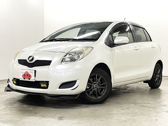 -VITZ (YARIS)