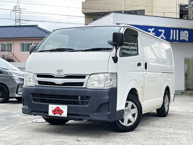 ハイエースバン