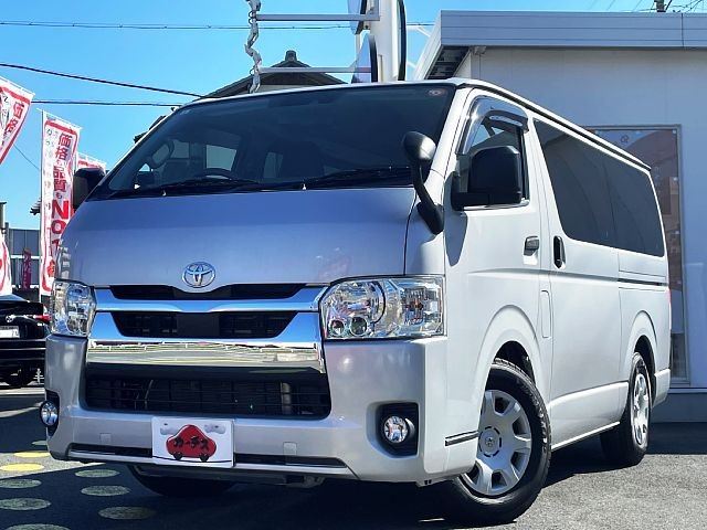 ハイエースバン