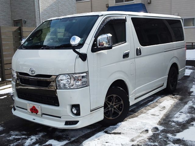 ハイエースバン